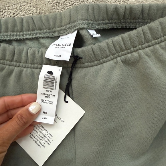 Aritzia perfect fit sweatfleece SET - Picture 4 of 4